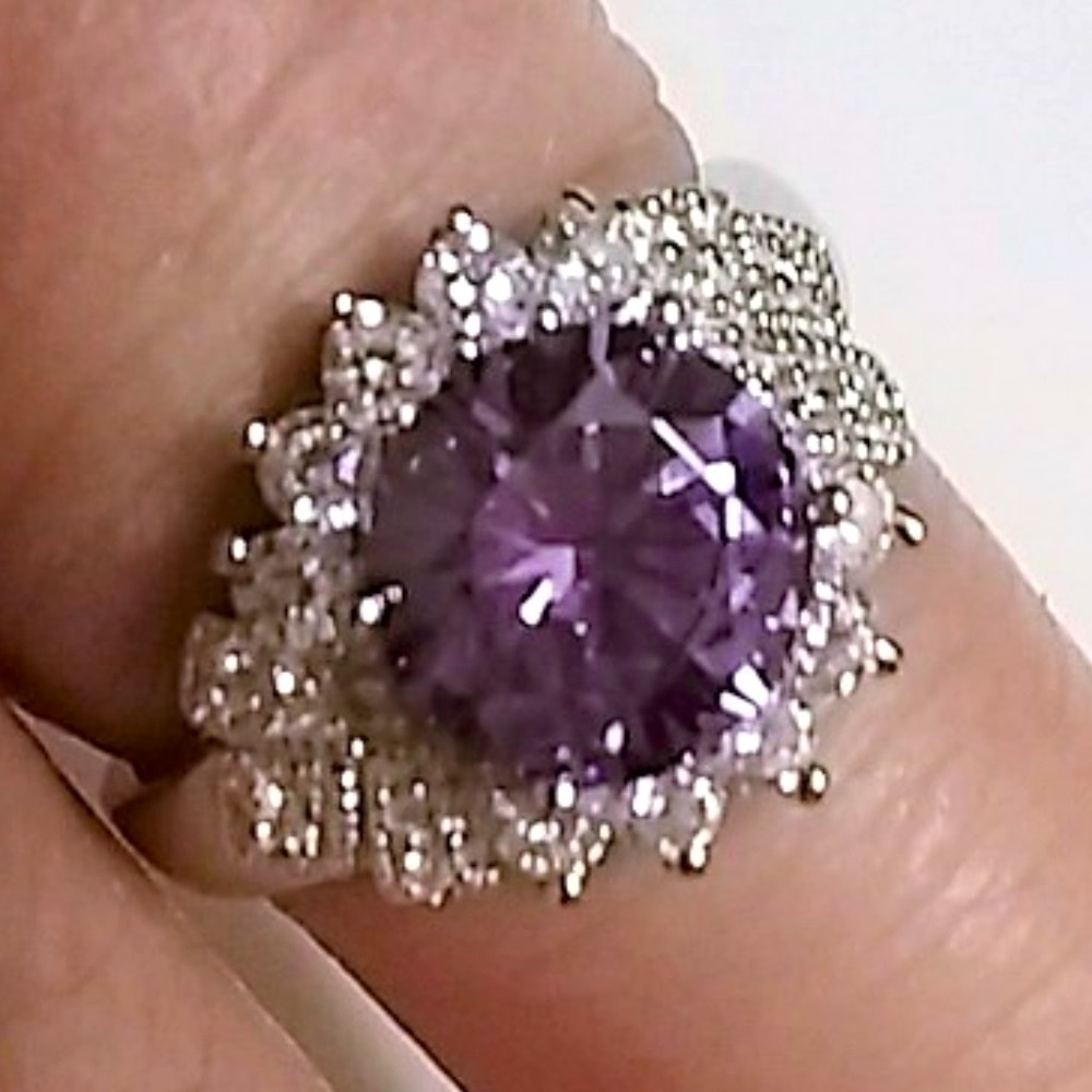 3 CT Amethyst and Topaz Ring .925 size 5.75 - Picture 2 of 3